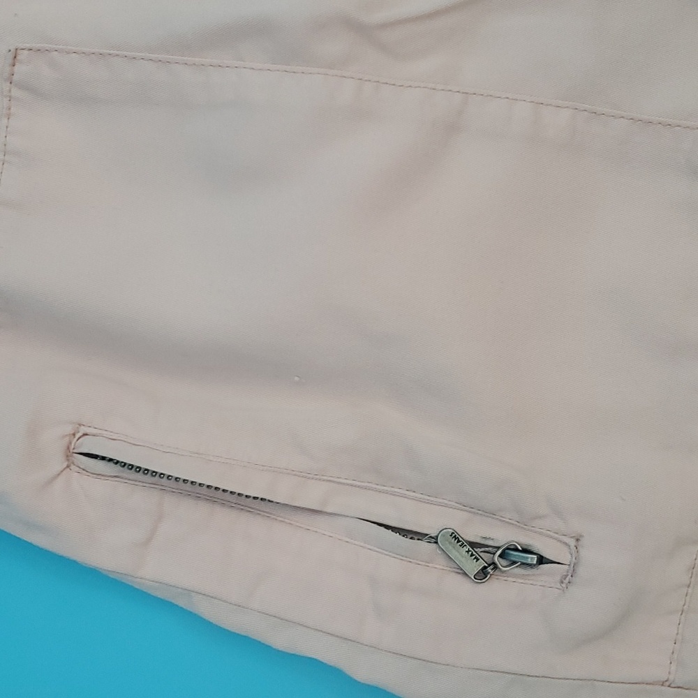 Max easy fit shorts new no tags - Picture 10 of 16